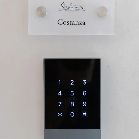 Khalisah Bed & Breakfast 4*