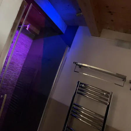 Khalisah Bed & Breakfast 4*