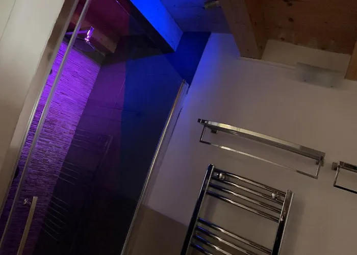 Khalisah Bed & Breakfast 4*