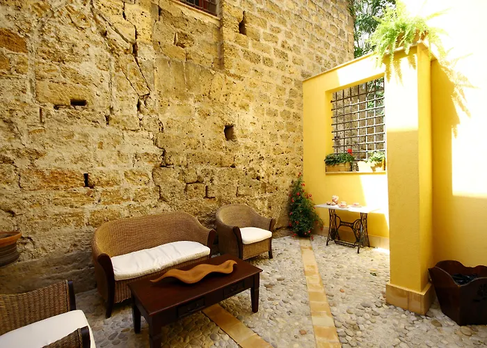 Frühstückspension Khalisah 4*